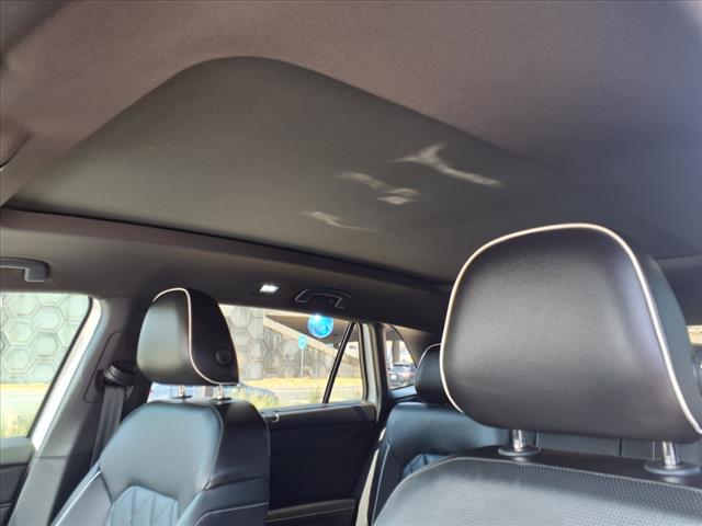 2024 Volkswagen Atlas Cross Sport 2.0T SEL Premium R-Line