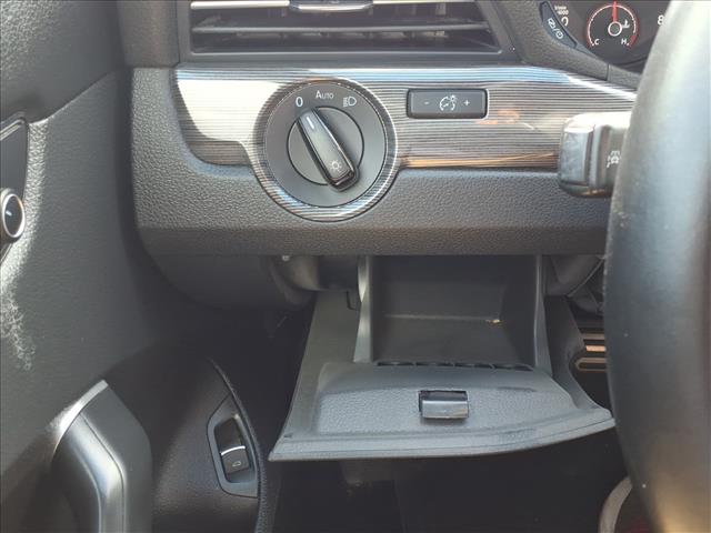 2022 Volkswagen Passat 2.0T R-Line