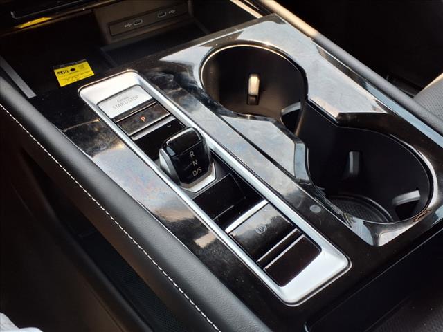 2024 Volkswagen Atlas 2.0T SE w/ Technology