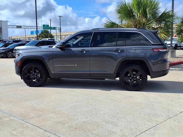 2023 Jeep Grand Cherokee Laredo