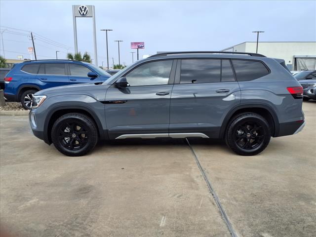 2025 Volkswagen Atlas 2.0T Peak Edition