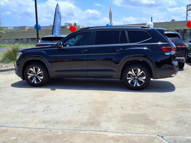 2025 Volkswagen Atlas 2.0T SE