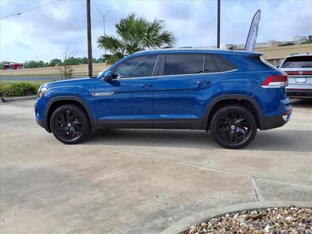 2025 Volkswagen Atlas Cross Sport 2.0T SE w/ Technology