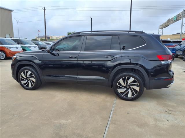 2025 Volkswagen Atlas 2.0T SE w/ Technology
