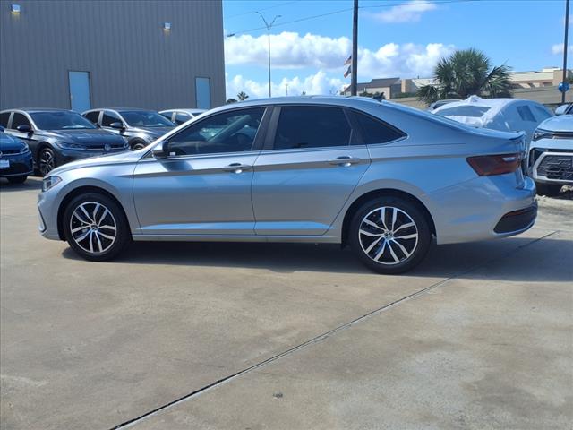 2025 Volkswagen Jetta 1.5T SE