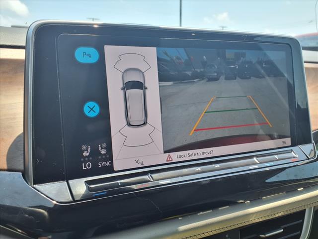 2024 Volkswagen Atlas 2.0T SE w/ Technology