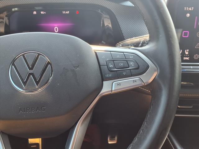 2024 Volkswagen Atlas Cross Sport 2.0T SEL Premium R-Line