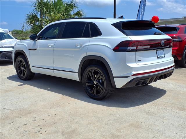 2025 Volkswagen Atlas Cross Sport 2.0T SEL R-Line Black