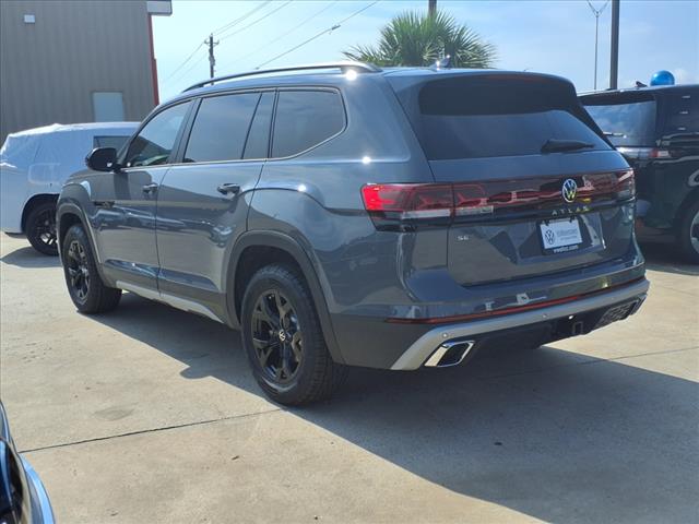 2025 Volkswagen Atlas 2.0T Peak Edition