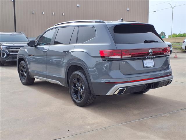 2025 Volkswagen Atlas 2.0T Peak Edition