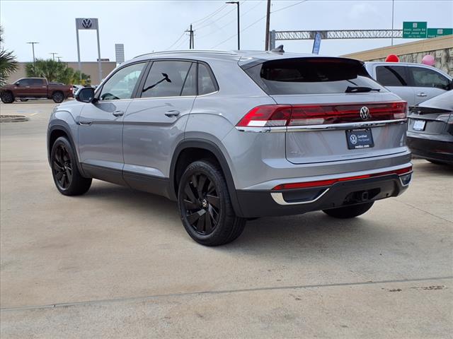 2024 Volkswagen Atlas Cross Sport 2.0T SE w/ Technology