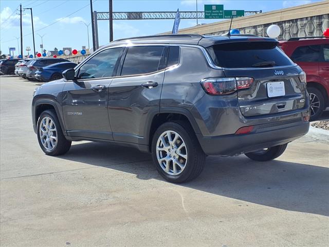 2023 Jeep Compass Latitude Lux