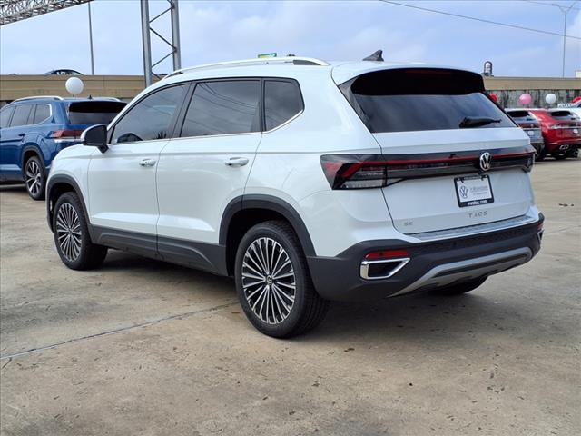 2025 Volkswagen Taos 1.5T SE