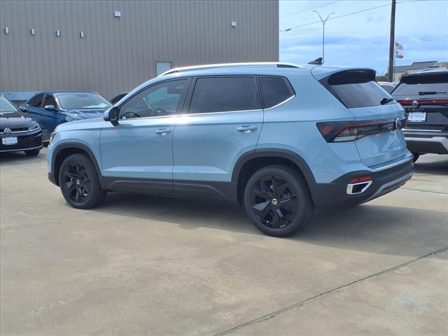 2025 Volkswagen Taos 1.5T SE