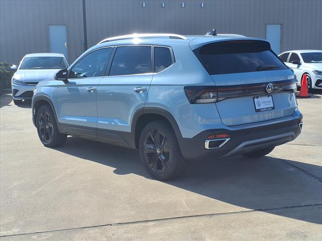 2025 Volkswagen Taos 1.5T SE
