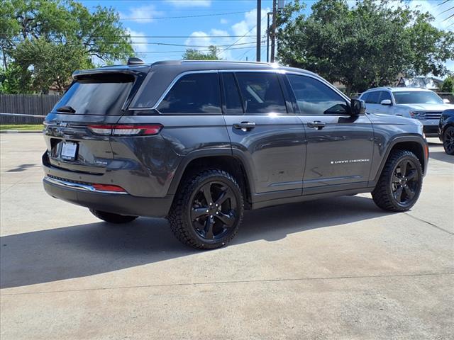 2023 Jeep Grand Cherokee Laredo