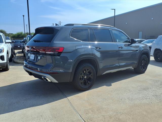 2025 Volkswagen Atlas 2.0T Peak Edition