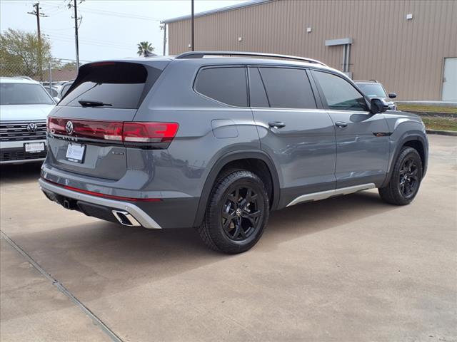2025 Volkswagen Atlas 2.0T Peak Edition