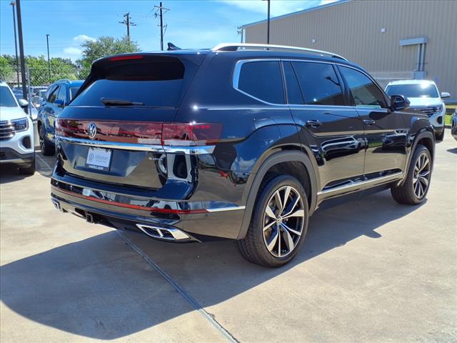 2025 Volkswagen Atlas 2.0T SEL Premium R-Line