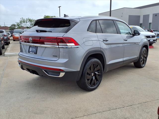 2024 Volkswagen Atlas Cross Sport 2.0T SE w/ Technology