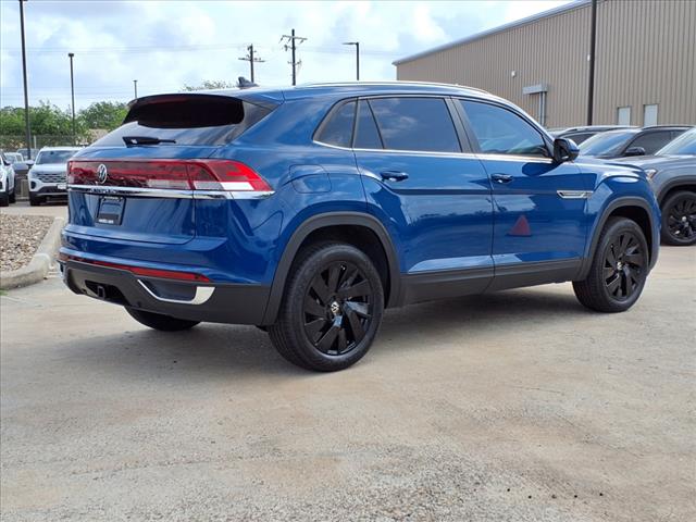 2025 Volkswagen Atlas Cross Sport 2.0T SE w/ Technology