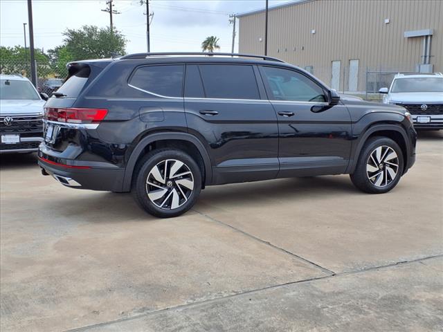 2025 Volkswagen Atlas 2.0T SE w/ Technology