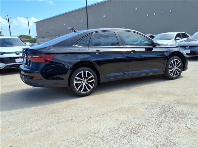2025 Volkswagen Jetta 1.5T SE