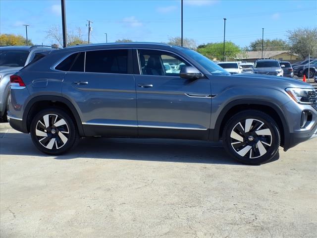 2025 Volkswagen Atlas Cross Sport 2.0T SEL