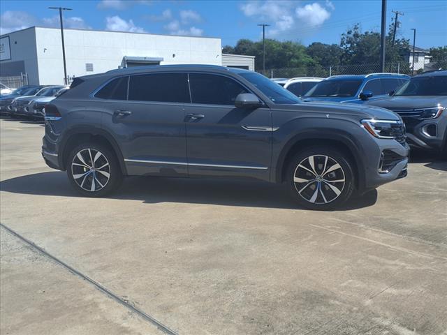 2025 Volkswagen Atlas Cross Sport 2.0T SEL Premium R-Line