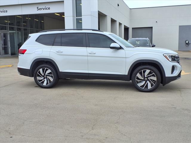 2025 Volkswagen Atlas 2.0T SE w/ Technology