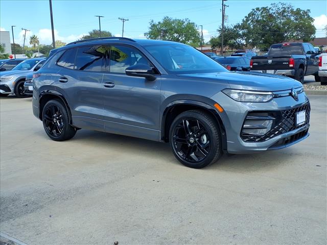 2025 Volkswagen Tiguan SE R-Line Black