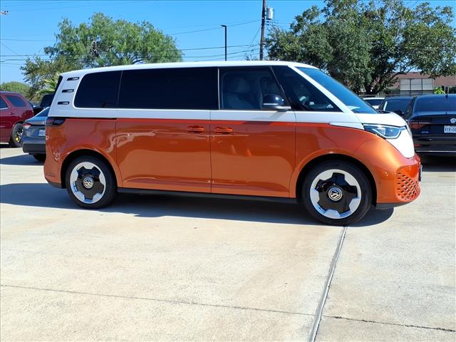 2025 Volkswagen ID. Buzz Pro S Plus