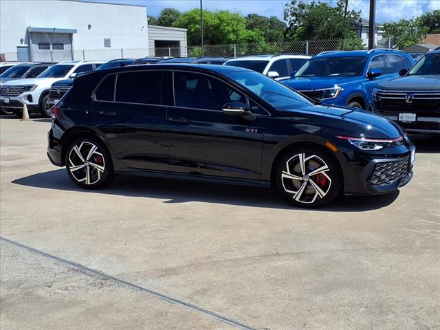 2025 Volkswagen Golf GTI 2.0T SE