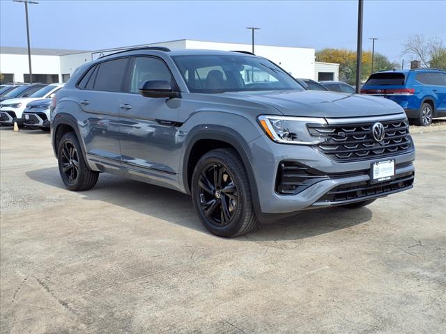 2025 Volkswagen Atlas Cross Sport 2.0T SEL R-Line Black