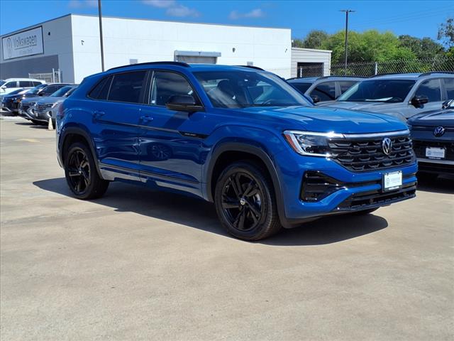 2025 Volkswagen Atlas Cross Sport 2.0T SEL R-Line Black