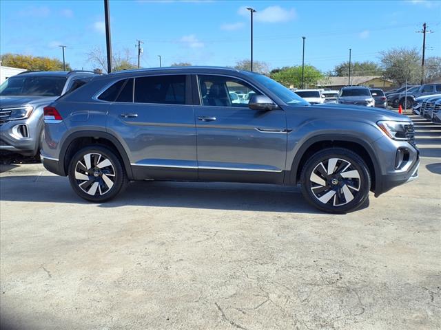 2025 Volkswagen Atlas Cross Sport 2.0T SEL