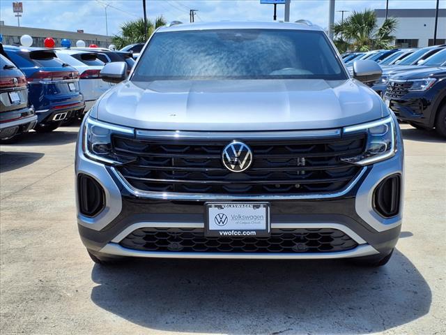 2025 Volkswagen Atlas Cross Sport 2.0T SE