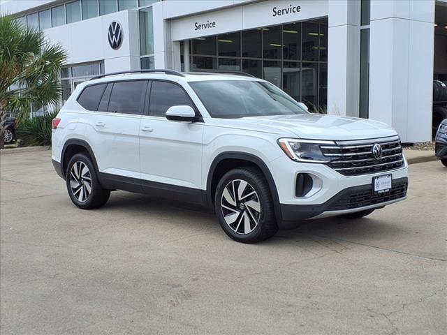 2025 Volkswagen Atlas 2.0T SE w/ Technology