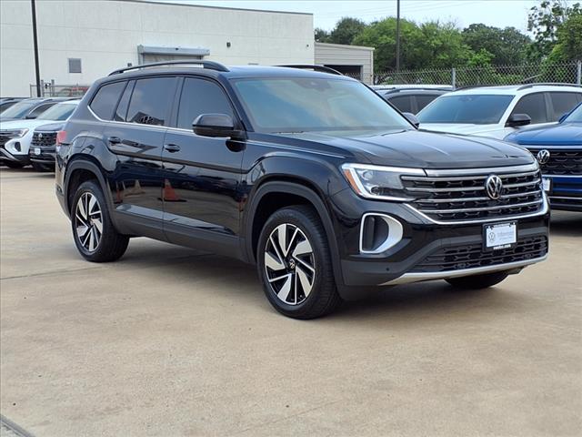 2025 Volkswagen Atlas 2.0T SE w/ Technology