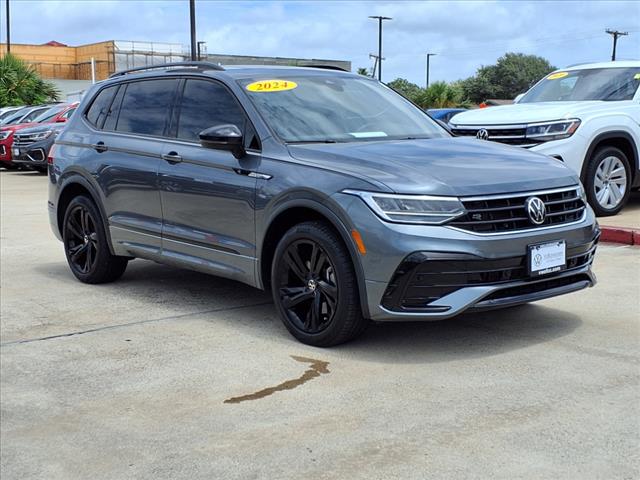2024 Volkswagen Tiguan 2.0T SE R-Line Black