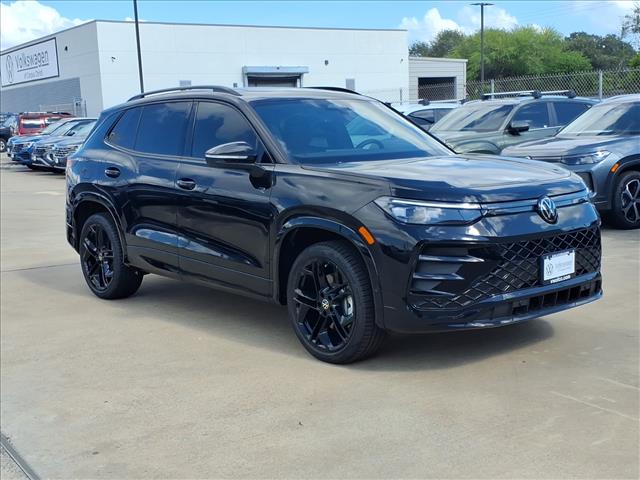2025 Volkswagen Tiguan 2.0T SE R-Line Black