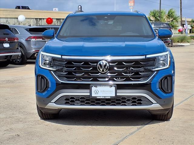 2025 Volkswagen Atlas Cross Sport 2.0T SE w/ Technology