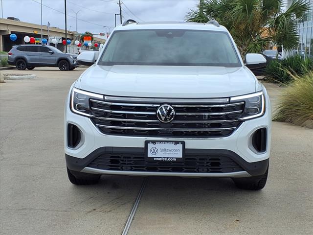 2025 Volkswagen Atlas 2.0T SE w/ Technology