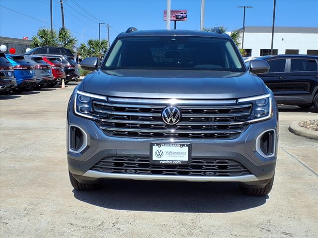 2025 Volkswagen Atlas 2.0T SE w/ Technology
