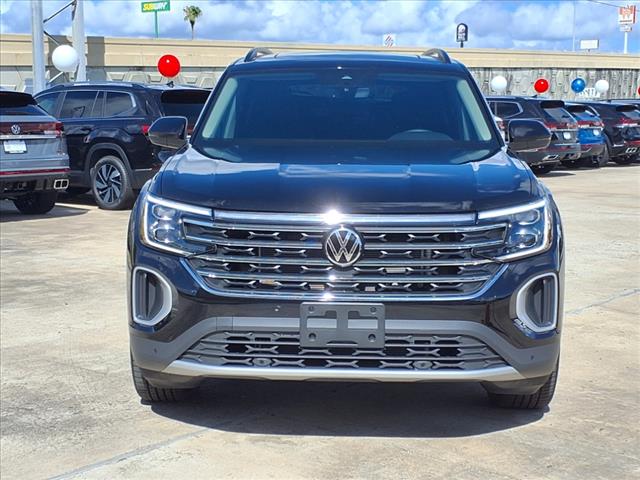 2025 Volkswagen Atlas 2.0T SE w/ Technology