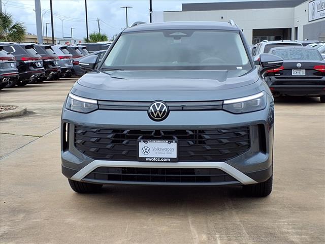 2025 Volkswagen Tiguan 2.0T SE