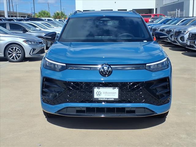 2025 Volkswagen Tiguan SE R-Line Black