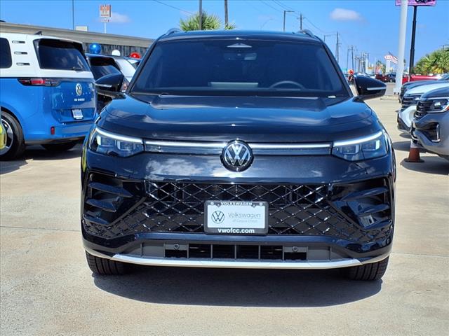 2025 Volkswagen Tiguan 2.0T SEL R-Line
