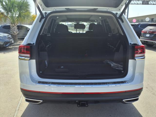 2025 Volkswagen Atlas 2.0T SEL