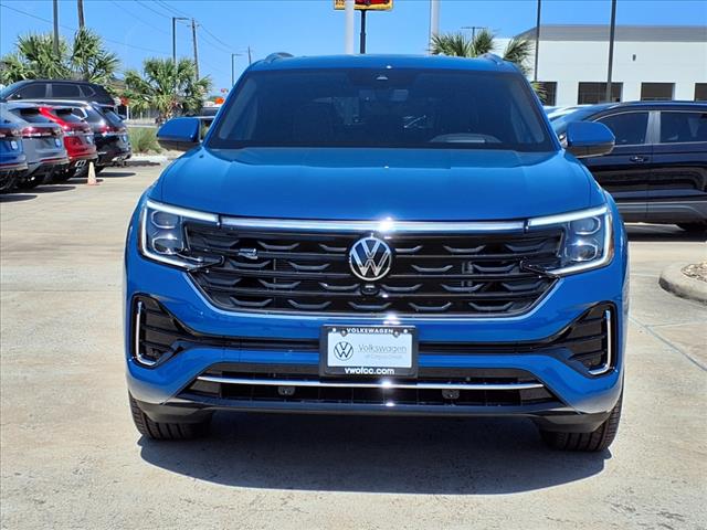 2025 Volkswagen Atlas Cross Sport 2.0T SEL Premium R-Line